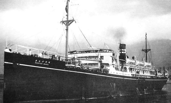 Manju Maru as Santos Maru