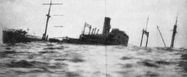 Periscope photo of Nisshun Maru sinking