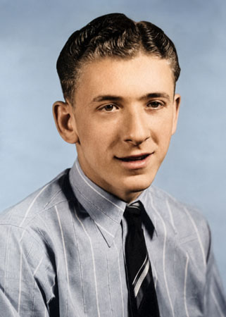 Howard Eugene McGilton