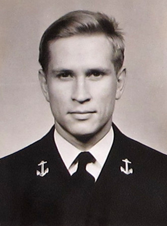 Robert Wellington Searls