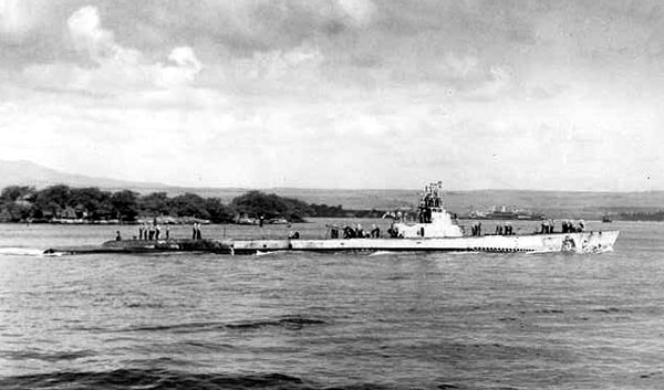 USS Albacore (SS-218)